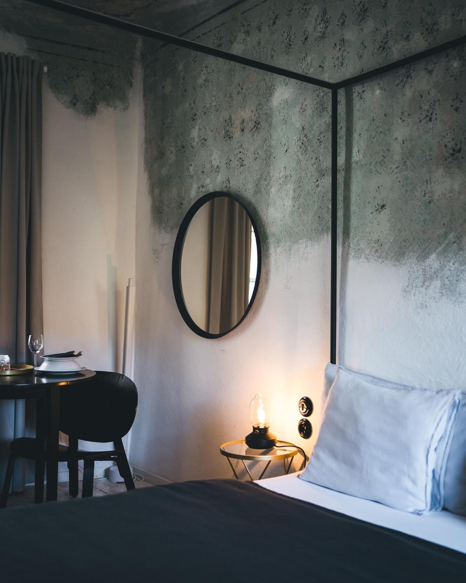 Domecek / Tiny House Apartment เชสกี้ครุมลอฟ ภายนอก รูปภาพ